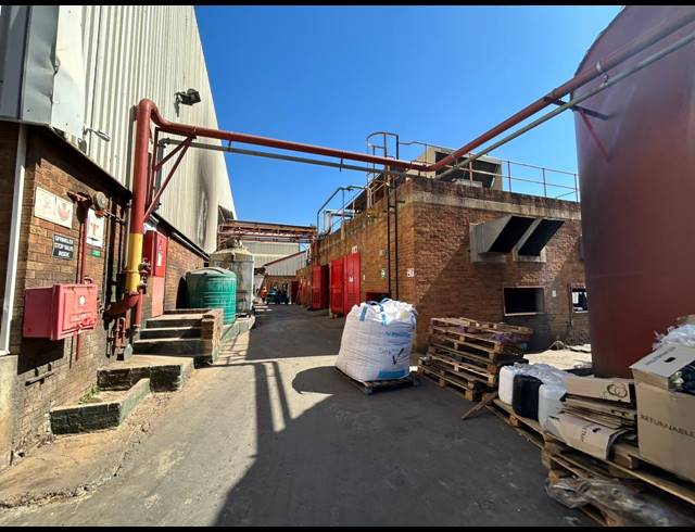 8,000M² WAREHOUSE TO LET IN SPARTAN